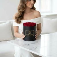 Luxe Round - 14 Eternal Roses