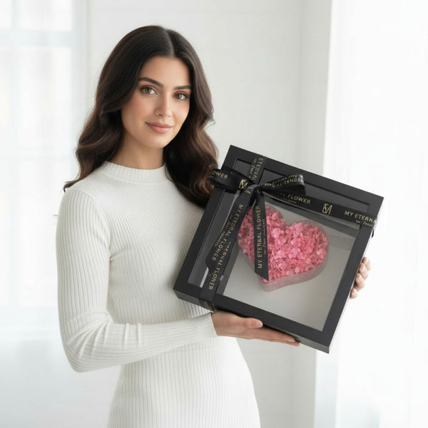 Floating Heart Pink Hydrangea Acrylic Box