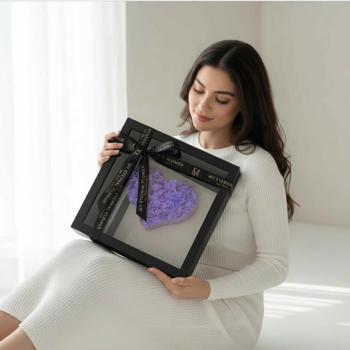 Floating Heart Lilac Hydrangea Acrylic Box